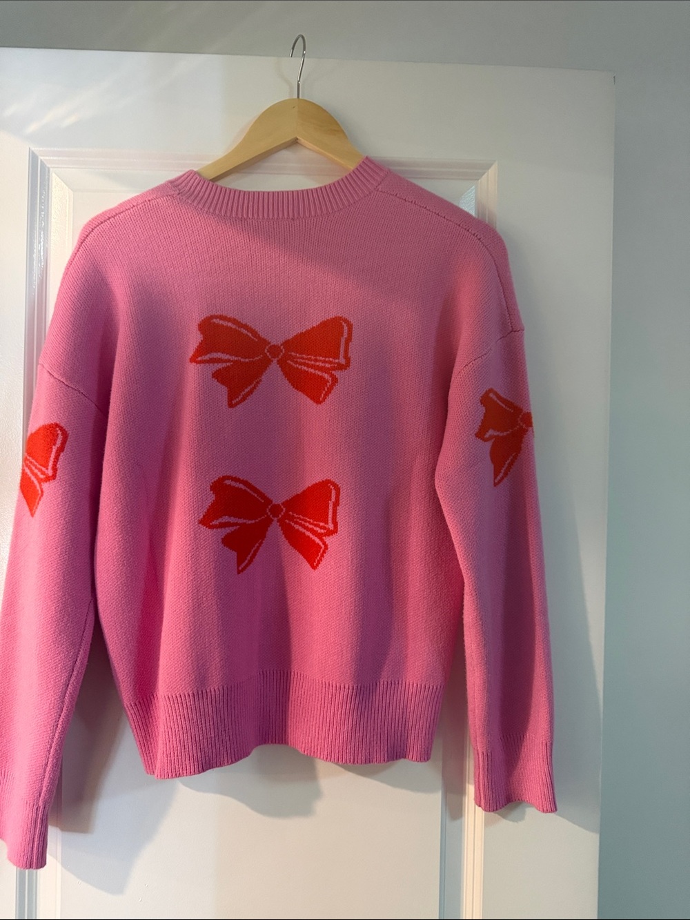 THML Pink Sweater with Red Bow Motifs - Picture 2 of 3